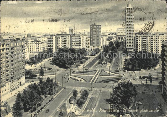 Milano Piazza della Repubblica Il nuevo grattacielo
