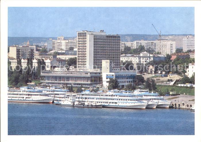 Saratow Dampfer Faehre Anlegestelle