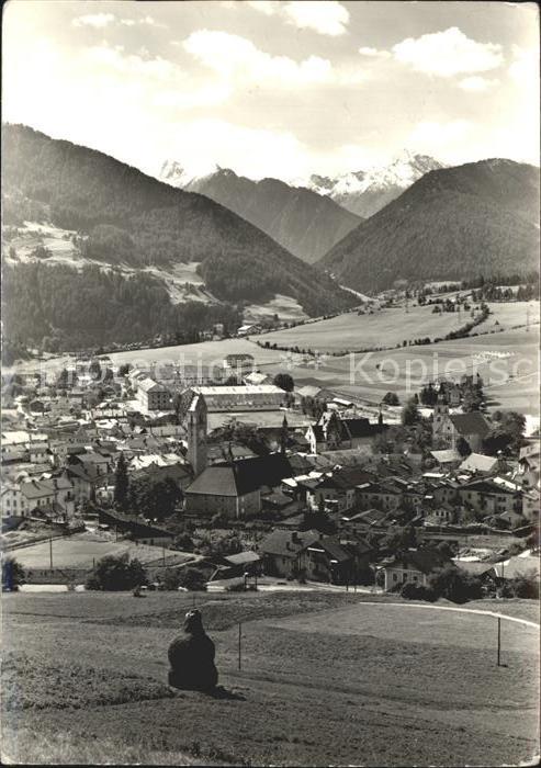 Sterzing Suedtirol gegen Jaufenpass