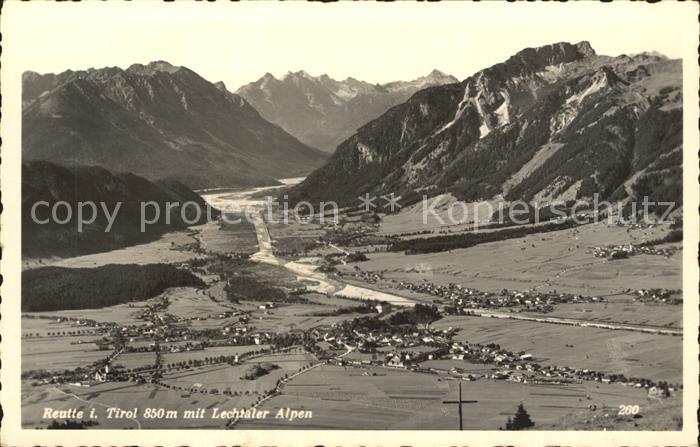 Reutte Tirol Total mit Lechtaler Alpen