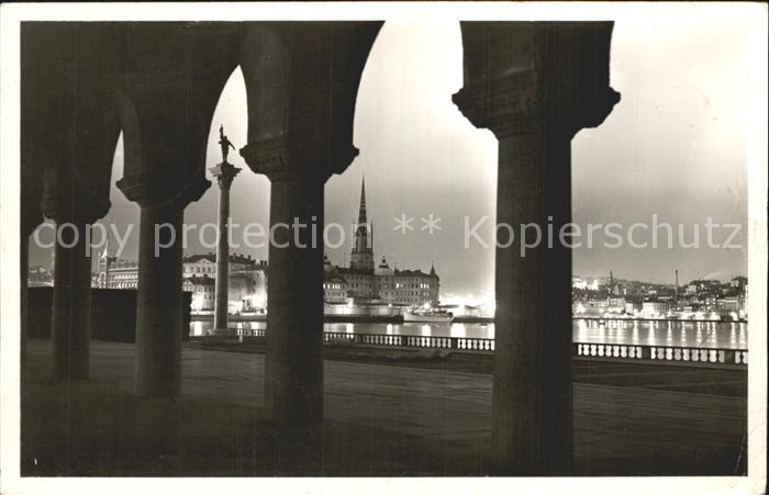 Stockholm Riddarholmen och Soeder fran Stadshusets Pelargard