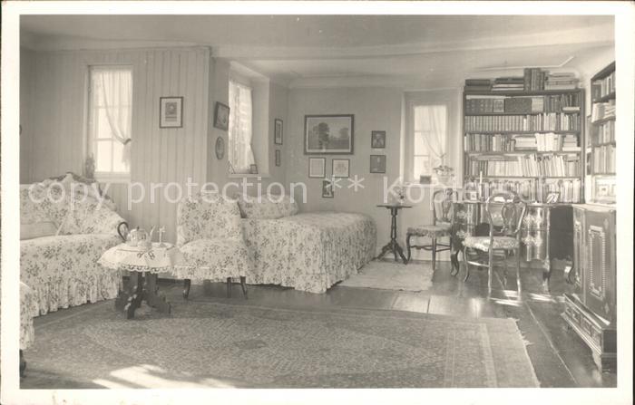 Meersburg Bodensee Annettes Schwalbennest im Fuerstenhaeusle Meersburg