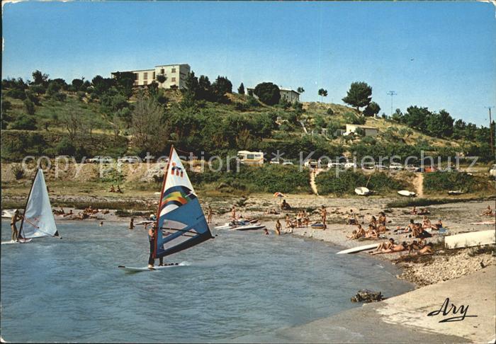 Castellane Les gorges du Verdon Lac Plage Windsurfing