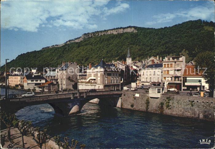 Bort-les-Orgues Bord de la Dordogne Pont
