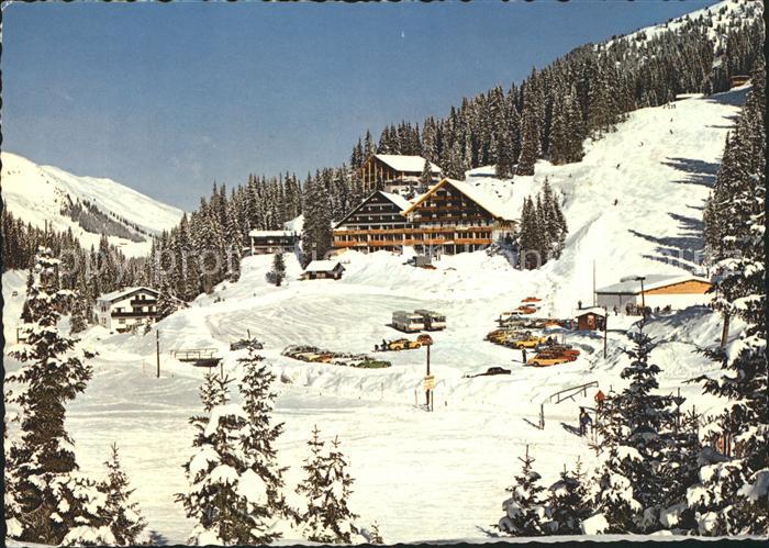 Hochfuegen Sporthotel Lamark Wintersportplatz