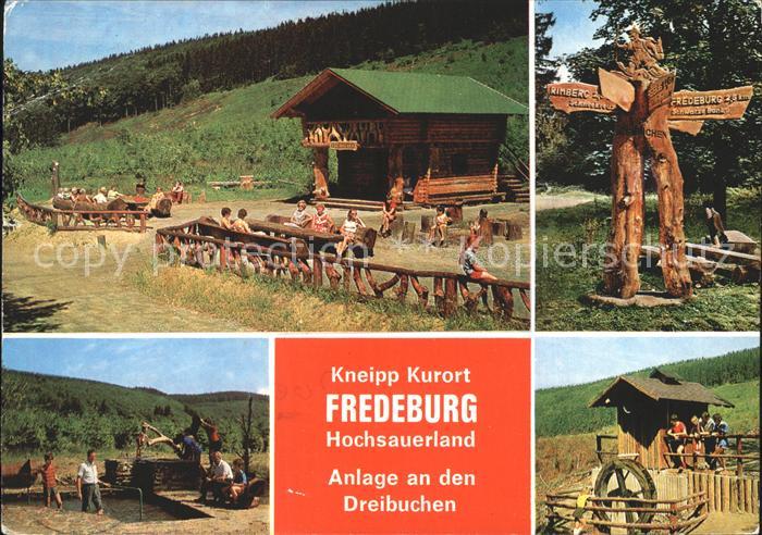 Fredeburg Schmallenberg Sauerland Anlage an den Dreibuchen Wegweiser Holzschnitz