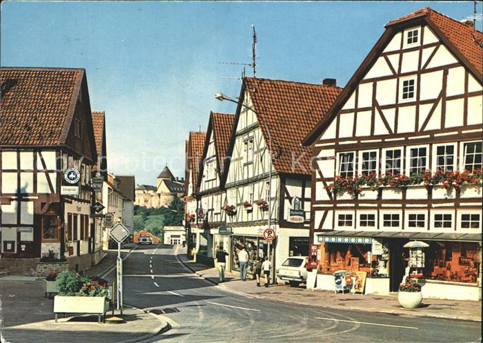 Waldeck Edersee Mittelalterliche Fachwerkhaeuser mit Schloss