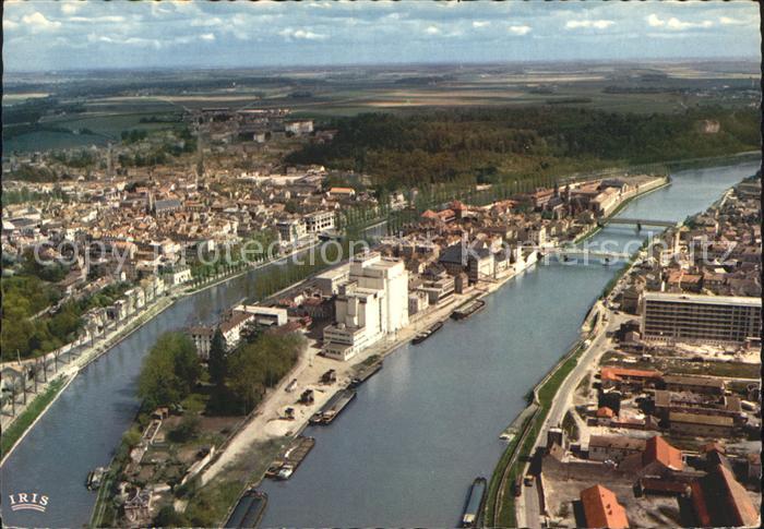 Melun Seine et Marne Ile sur la Seine Jardin Botanique Silos Eglise Notre Dame v