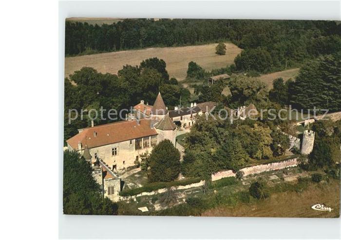 Mezin Chateau de Montesquieu Vue aerienne