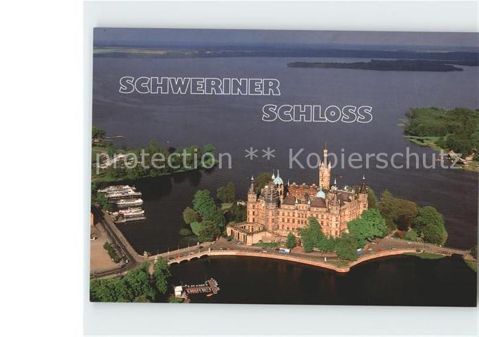 Schwerin Mecklenburg Schweriner Schloss im Schweriner See Schlossinsel Fliegerau
