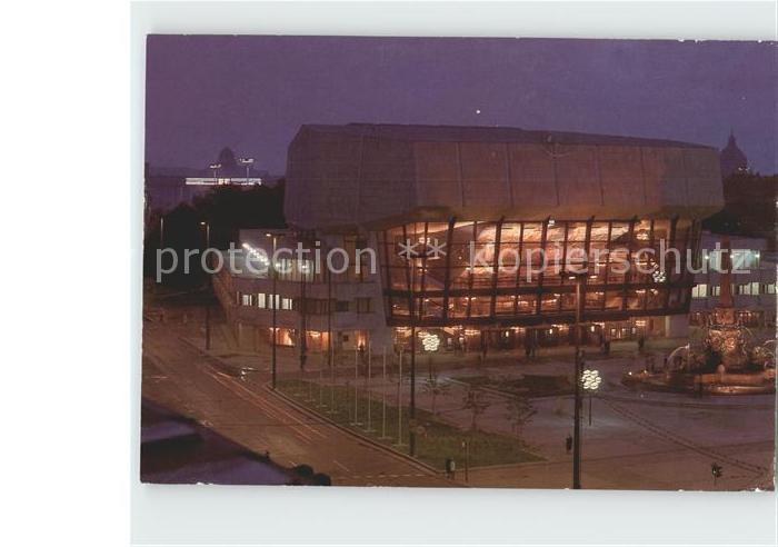 LEIPZIG Sachsen Neues Gewandhaus bei Nacht