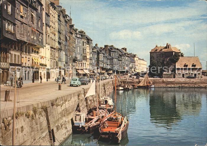 Honfleur La Bassin et la Lieutenance