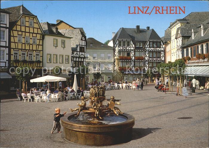 Linz Rhein Marktplatz mit Brunnen
