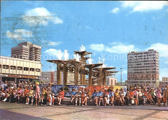 BERLIN CITY Alexanderplatz Brunnen Hauptstadt der DDR