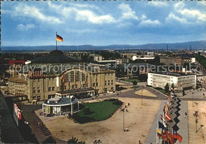 Frankfurt Main Messegelaende Nationalflaggen