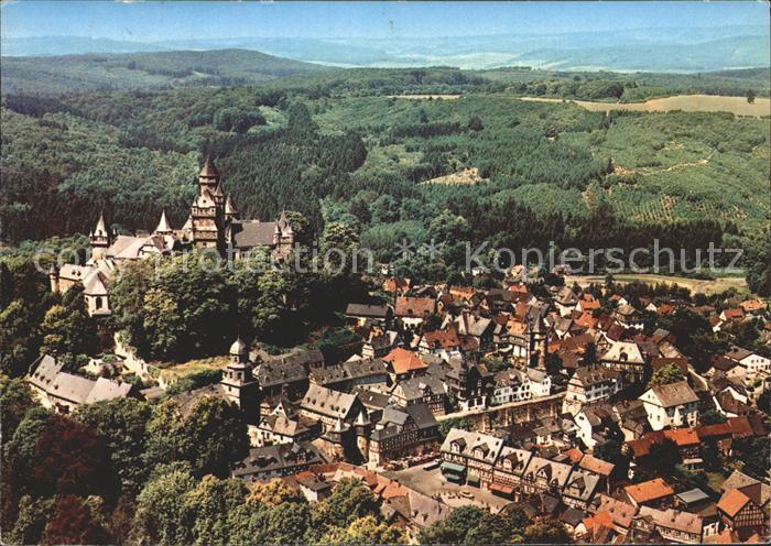 Braunfels Altstadt mit Schloss Luftkurort Fliegeraufnahme