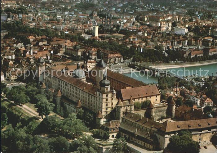 WueRZBURG Bayern Festung Marienberg mit Blick auf die Stadt Fliegeraufnahme