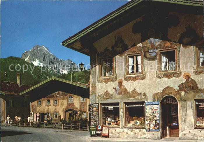 Mittenwald Bayern Alte Haeuser Fassadenmalerei