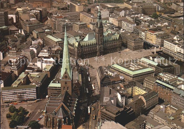 HAMBURG CITY Fliegeraufnahme Rathaus und Markt Petrikirche