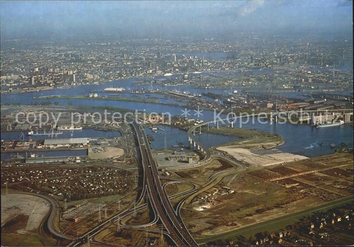 HAMBURG CITY Fliegeraufnahme mit Koehlbrandbruecke und Hafen