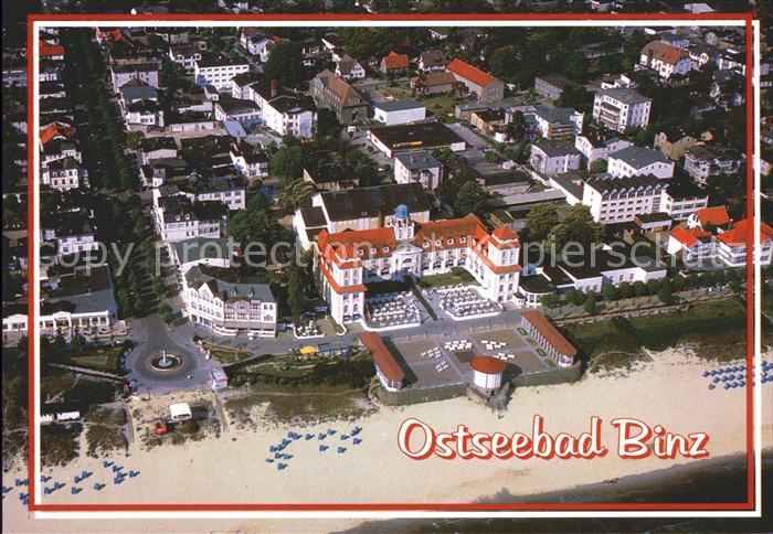 Binz Ruegen Fliegeraufnahme mit Strandpartie und Promenade