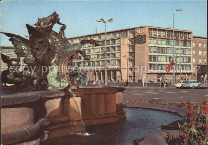LEIPZIG Sachsen Hauptpostamt Karl Marx Platz Brunnen Skulptur Messestadt