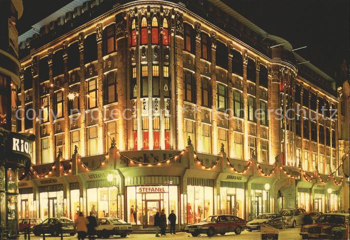 LEIPZIG Sachsen Specks Hof Ladenpassage Nachtaufnahme