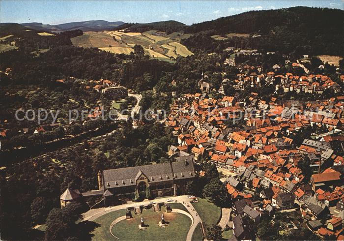 GOSLAR Harz Niedersachsen Blick auf die Kaiserpfalz Fliegeraufnahme