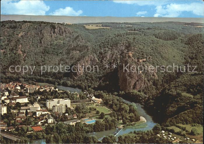 Bad Muenster Stein Ebernburg mit Rheingrafenstein Fliegeraufnahme