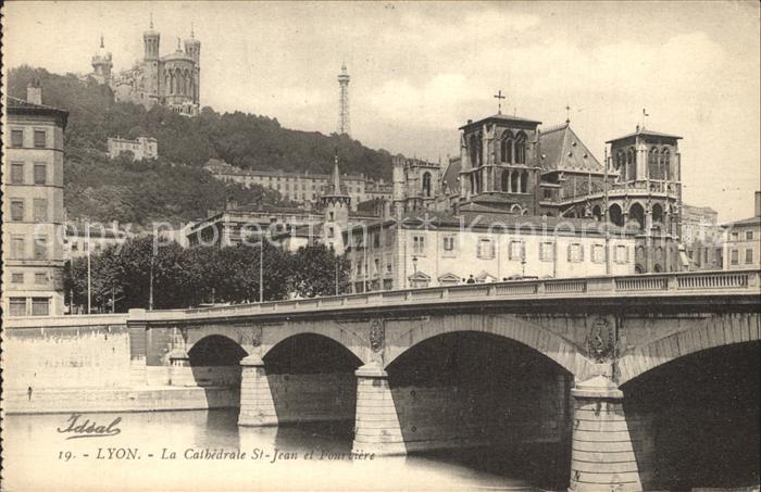 Lyon France Katethrale Saint Jean mit Bruecke