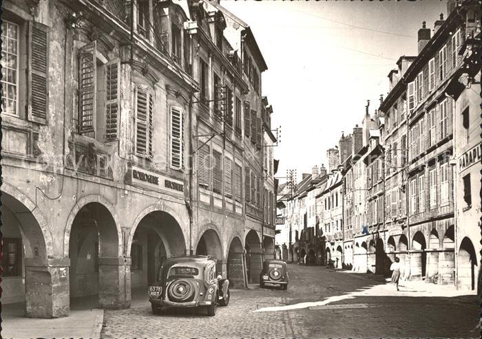 Lons-le-Saunier Jura Rue du Commerce