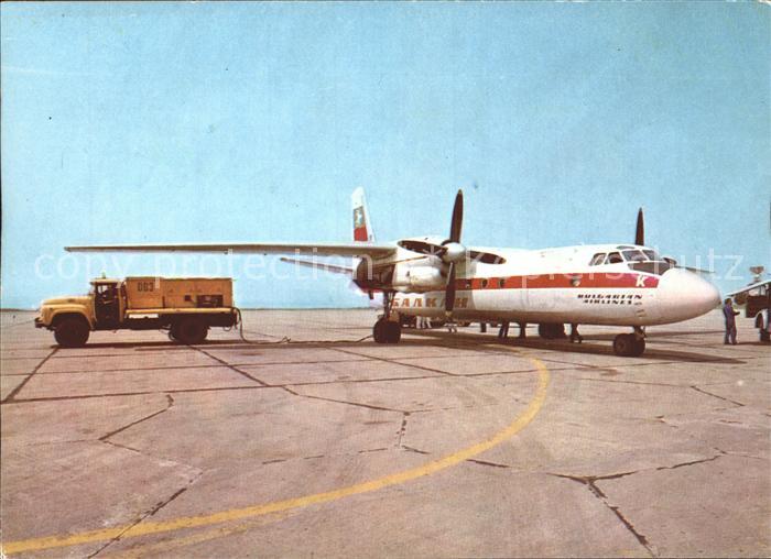 Flugzeuge Zivil Balkan Bulgarian Airlines An-24 Airport