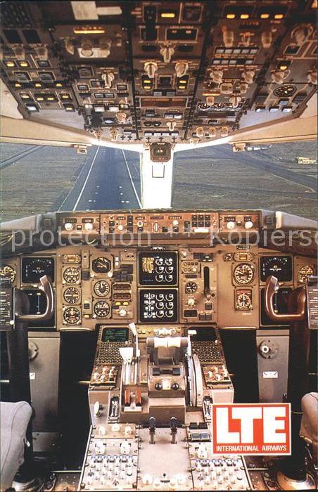 Flugzeuge Zivil Boeing B757-200 Cockpit Pilotenkabine