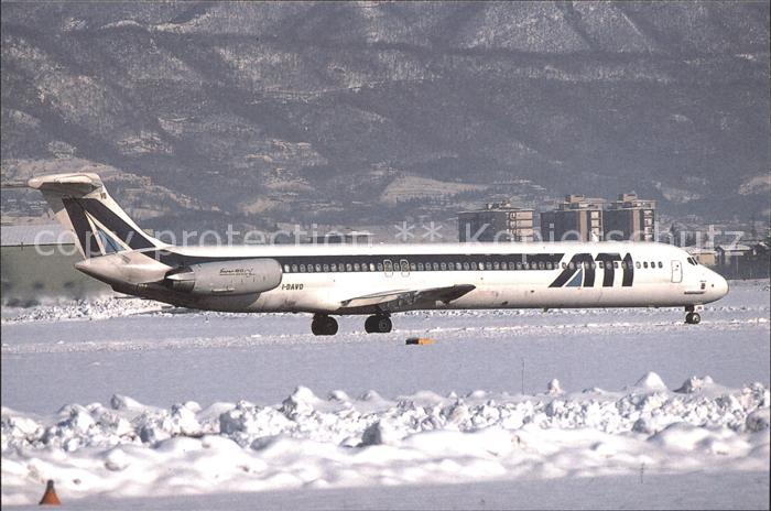 Flugzeuge Zivil douglas MD-80 ATI I-DAVD