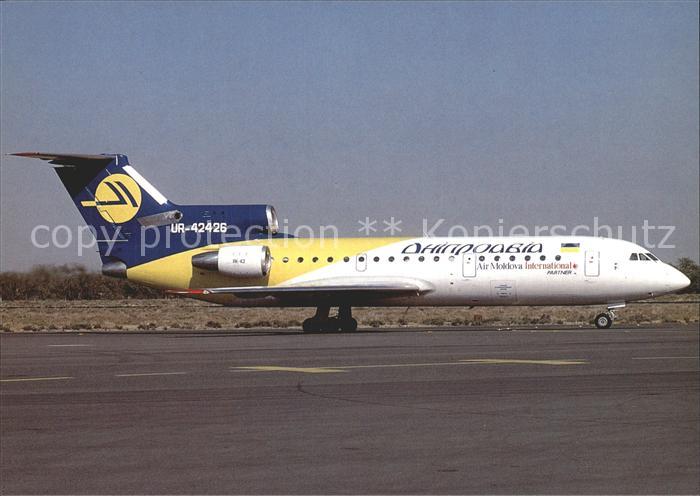 Flugzeuge Zivil Dneproavia YAK-42D UR-42426 Sharjah