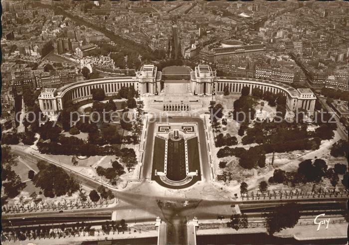 Paris Fliegeraufnahme Palais de Chaillot