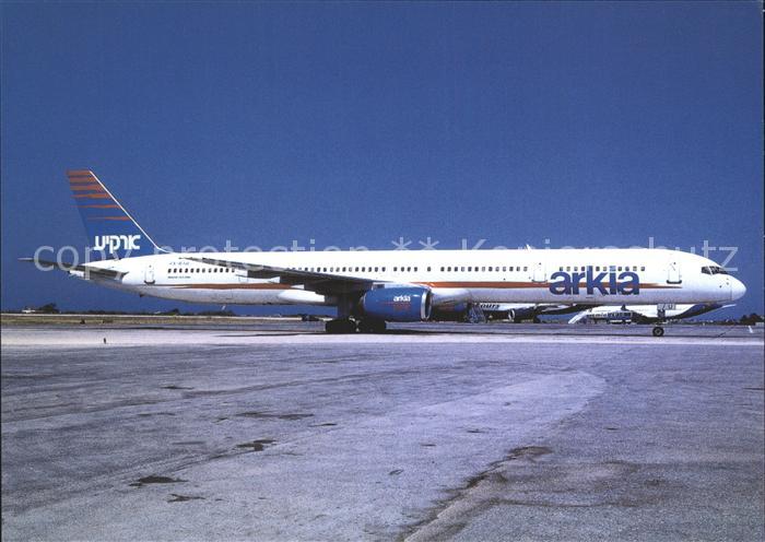 Flugzeuge Zivil Arkia Boeing 757-300 4X-BAU