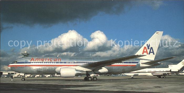 Flugzeuge Zivil American Airlines Boeing 767-223 N322AA