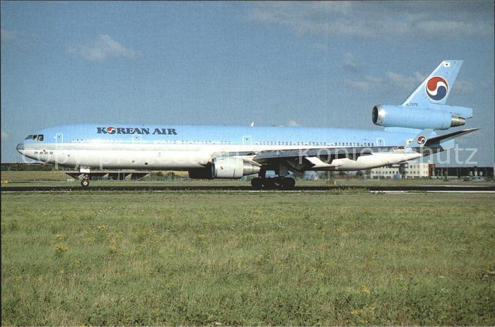 Flugzeuge Zivil Korean Air McDonnell Douglas MD11 HL7375