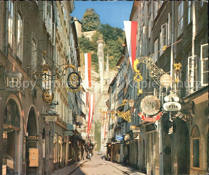 Salzburg Oesterreich Mozartstadt Getreidegasse Altstadt