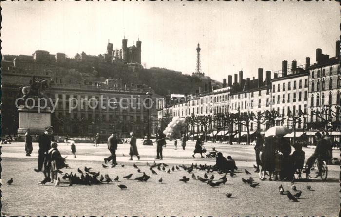 Lyon France Place Bellecour Colline Fourviere