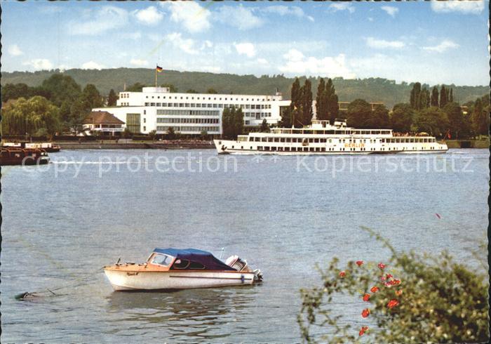 Bonn Rhein Bundeshaus Personenschiffahrt