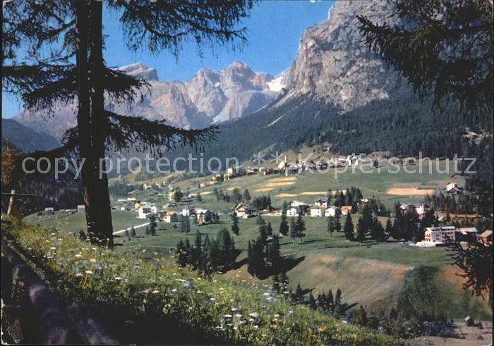 La Villa Val Badia verso Gruppo Sella Dolomiti Sellagruppe Dolomiten