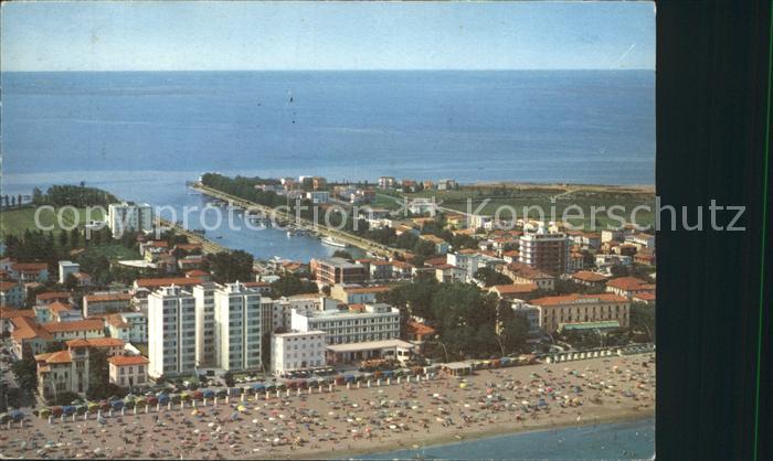 Lignano Sabbiadoro Spiaggia Porticciolo Strand Kleine Hafen Fliegeraufnahme