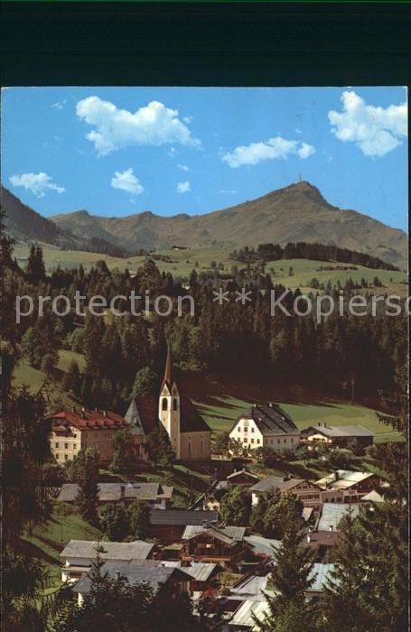Fieberbrunn Tirol Ortsansicht mit Kirche Blick gegen Kitzbueheler Horn