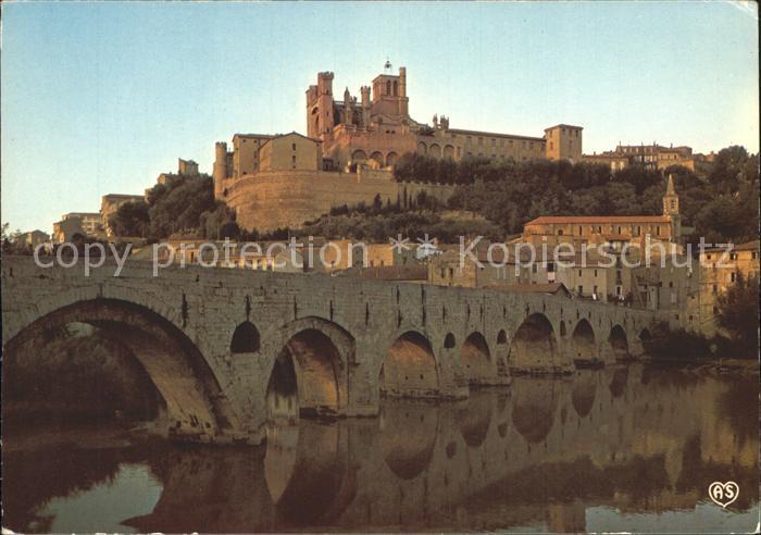 Beziers Coucher de soleil sur la Cathedrale Saint Nazaire Pont