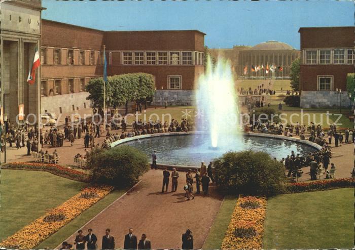 DuessELDORF  CITY Ehrenhof Messeeingang Rheinhalle