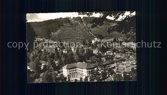 Wildbad Schwarzwald Quellenhof mit Sommberberg und Bergbahn