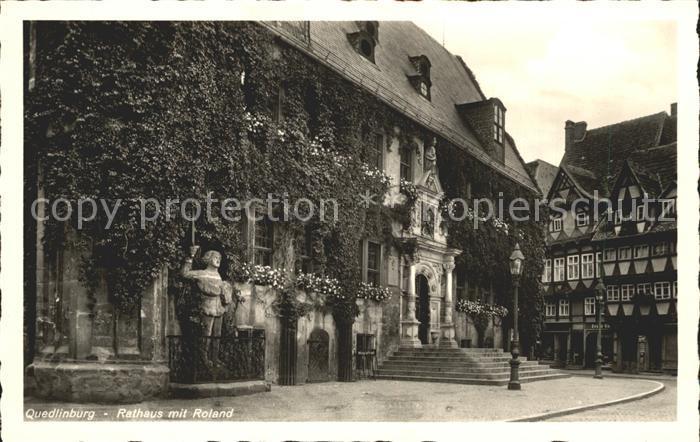 Quedlinburg Harz Rathaus mit Roland