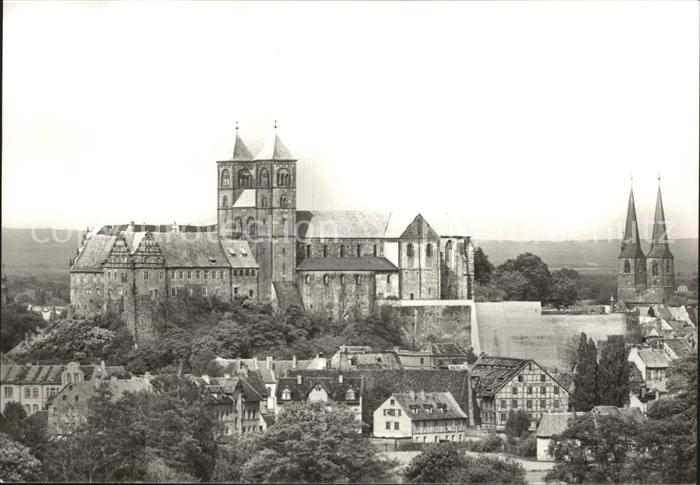 Quedlinburg Harz Blick von der Altenburg auf Schloss und Stiftskirche